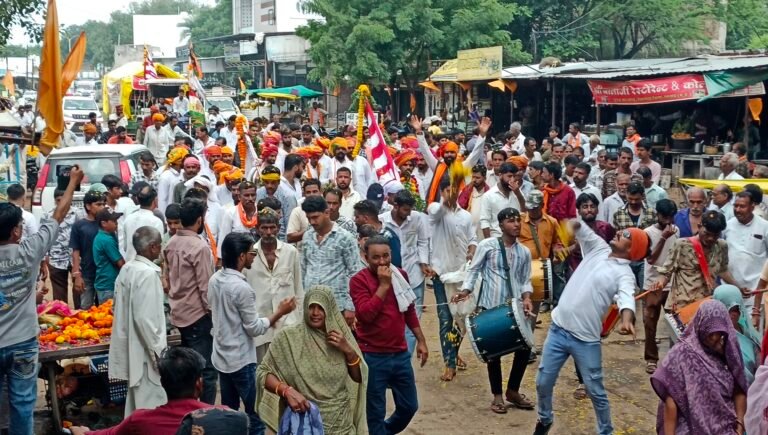 450 किलोमीटर दुर सुरसुरा से पिपलोदा पहुंची, अखंड दिव्य ज्योति पैदल यात्रा , 3 वर्षों से लगातार हो रही है यात्रा…..